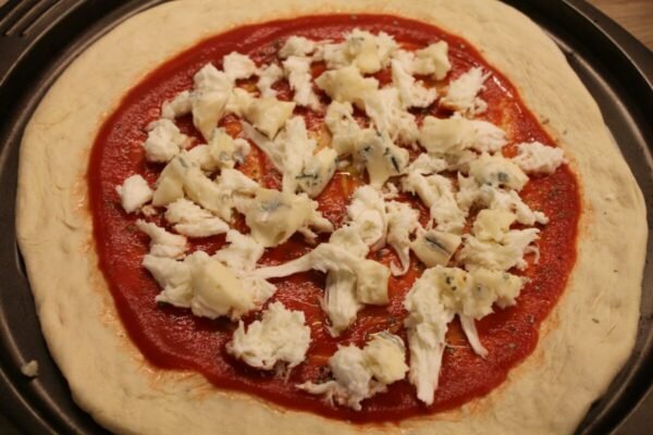 Gorgonzola Pizza Caramelized Red Onions Recipe 1