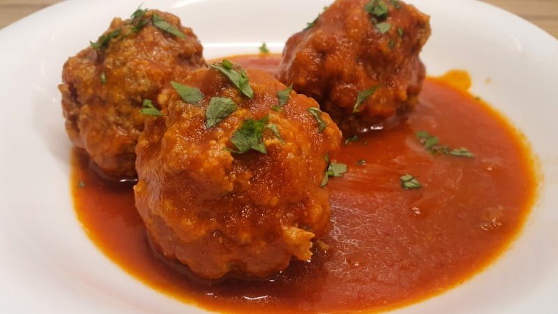 Italian meatballs tomato sauce
