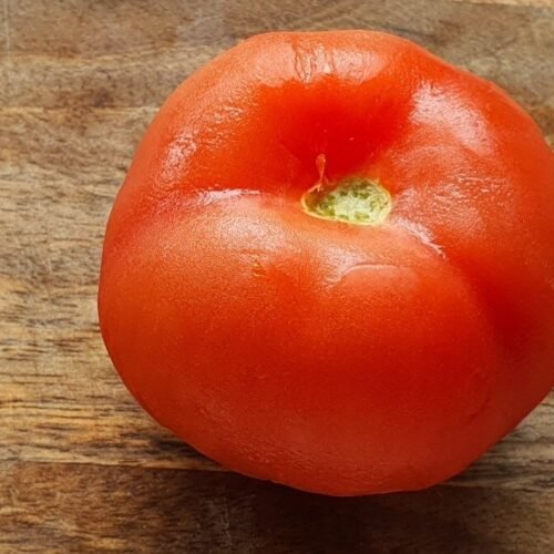 Peeled tomato