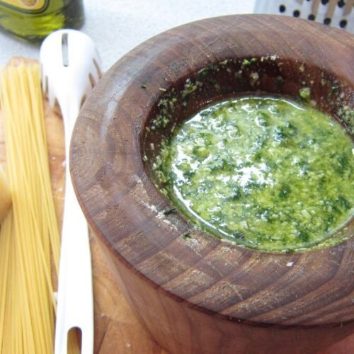Pesto Genovese in mortar