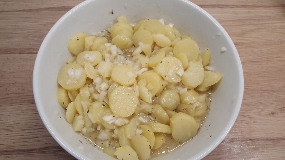 Viennese potato salad