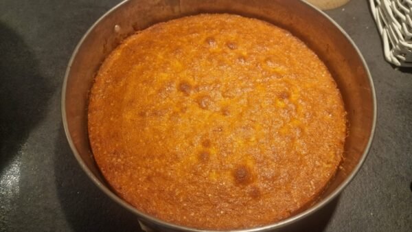 Mazarin cake after baking