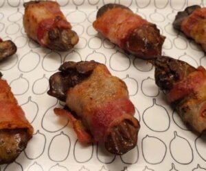Bacon wrapped chicken livers
