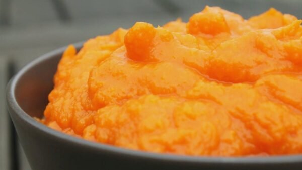 Homemade pumpkin puree