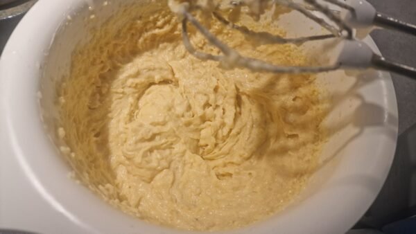 Making gluten-free mazarin cake 3