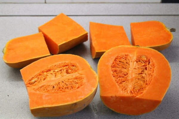 Making homemade pumpkin puree 1