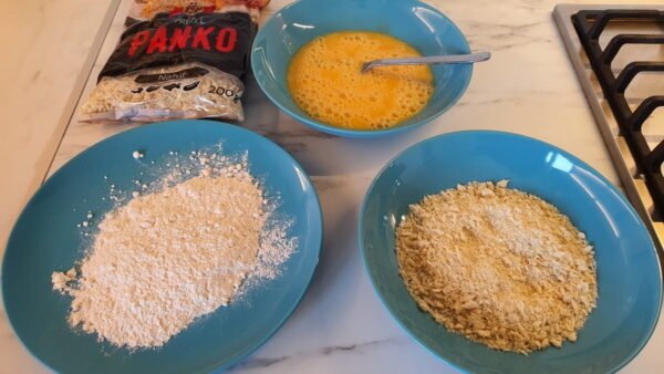 Making tonkatsu step 4