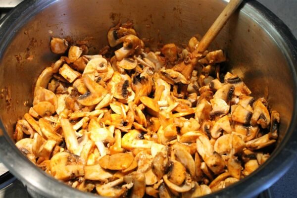 Mushroom paprikash step 3