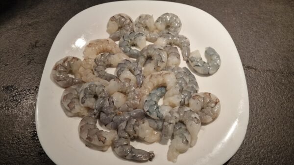 Cleaned raw shrimp