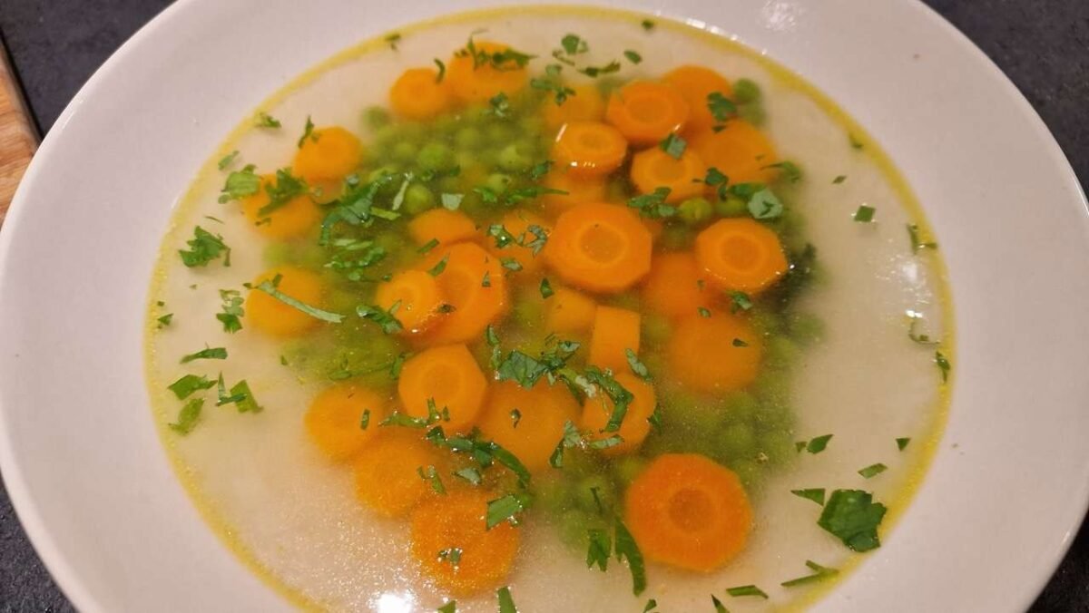 Green Pea Soup from Frozen Peas, Without Dumplings