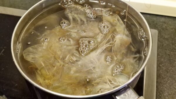 Making Shrimp Stock 1