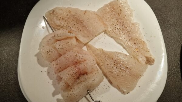 Preparing fish fillets for stjerneskud