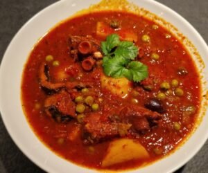 Stuffat tal-qarnit – Maltese Octopus Stew