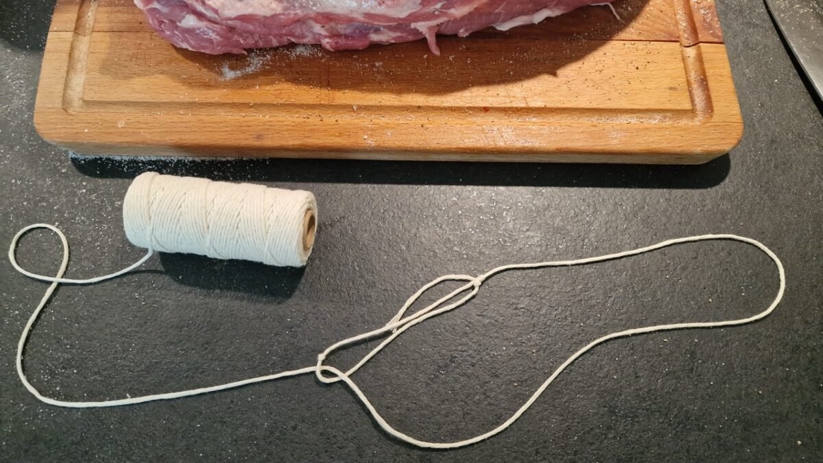 Tying meat 1