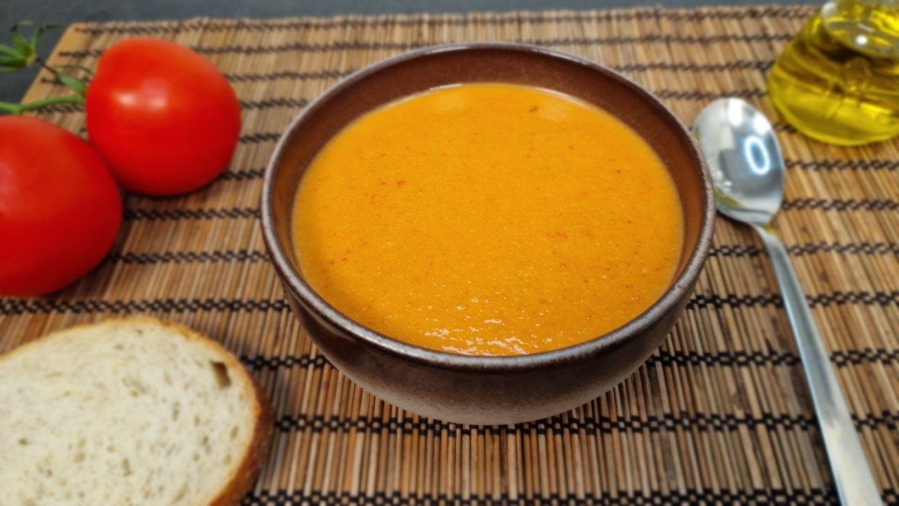 Authentic Andalusian gazpacho ready to serve