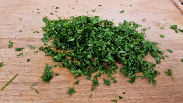 Finely chopped fresh parsley
