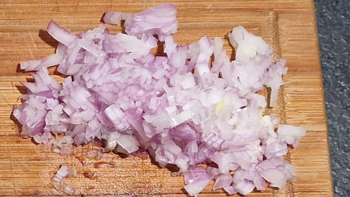 Diced shallots