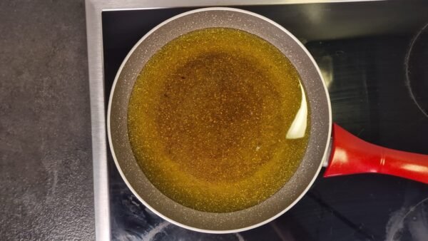 Making Spanish omelette, step 3
